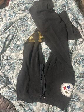 PINK Victoria's Secret Black Sweatpants with Gold Accent